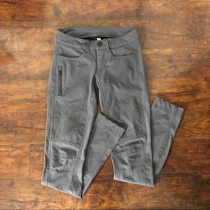 Lululemon Bust a Move pants